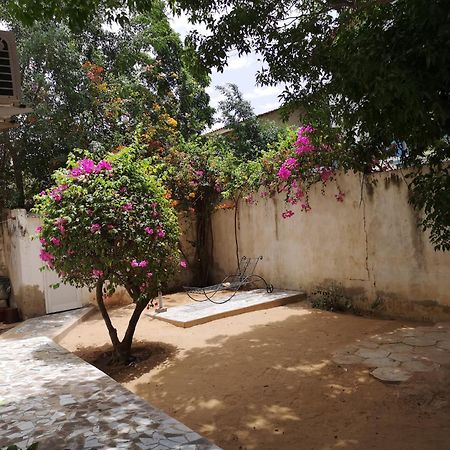 Keur Baboune M'Bour Exteriör bild