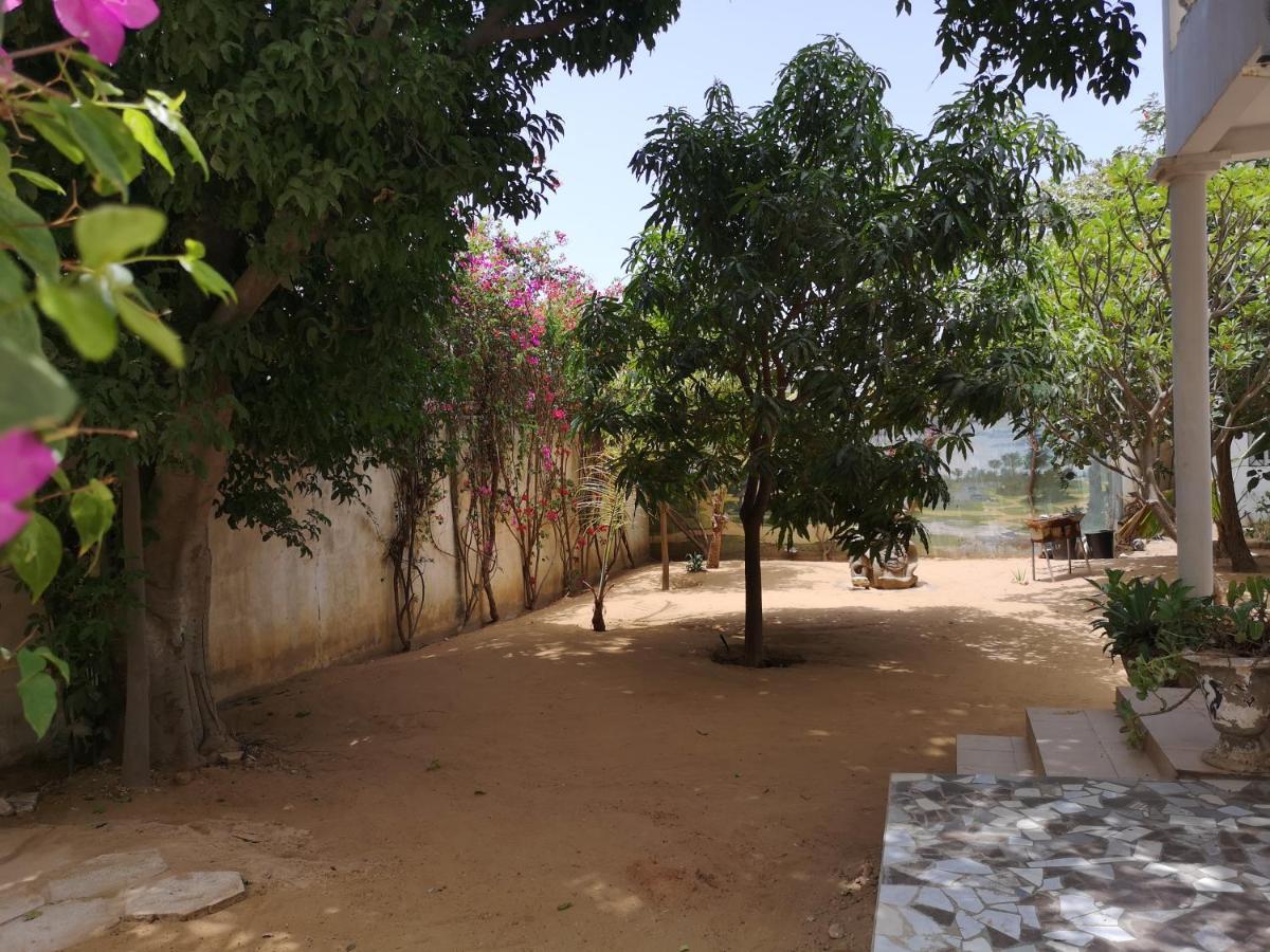 Keur Baboune M'Bour Exteriör bild
