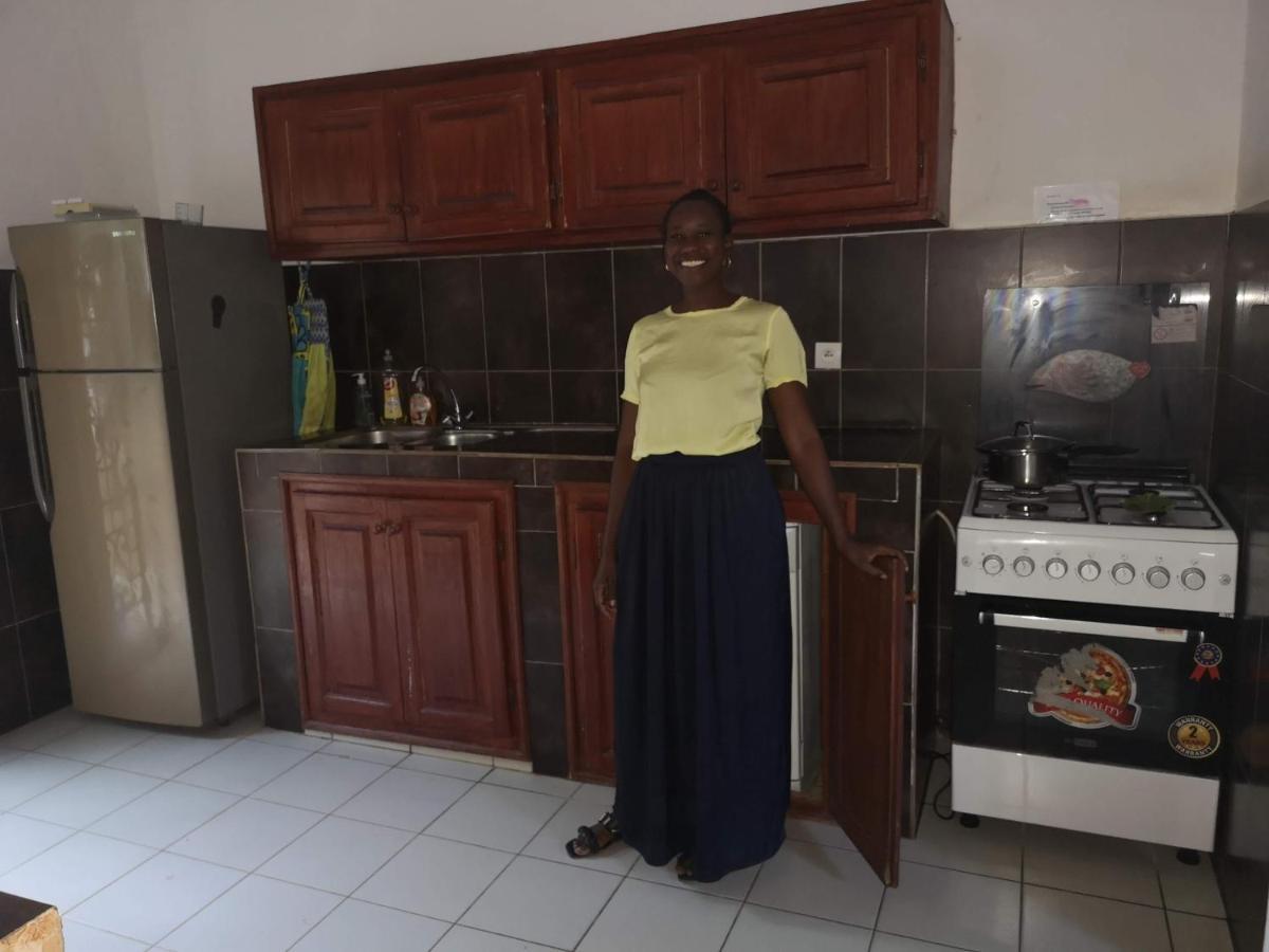 Keur Baboune M'Bour Exteriör bild