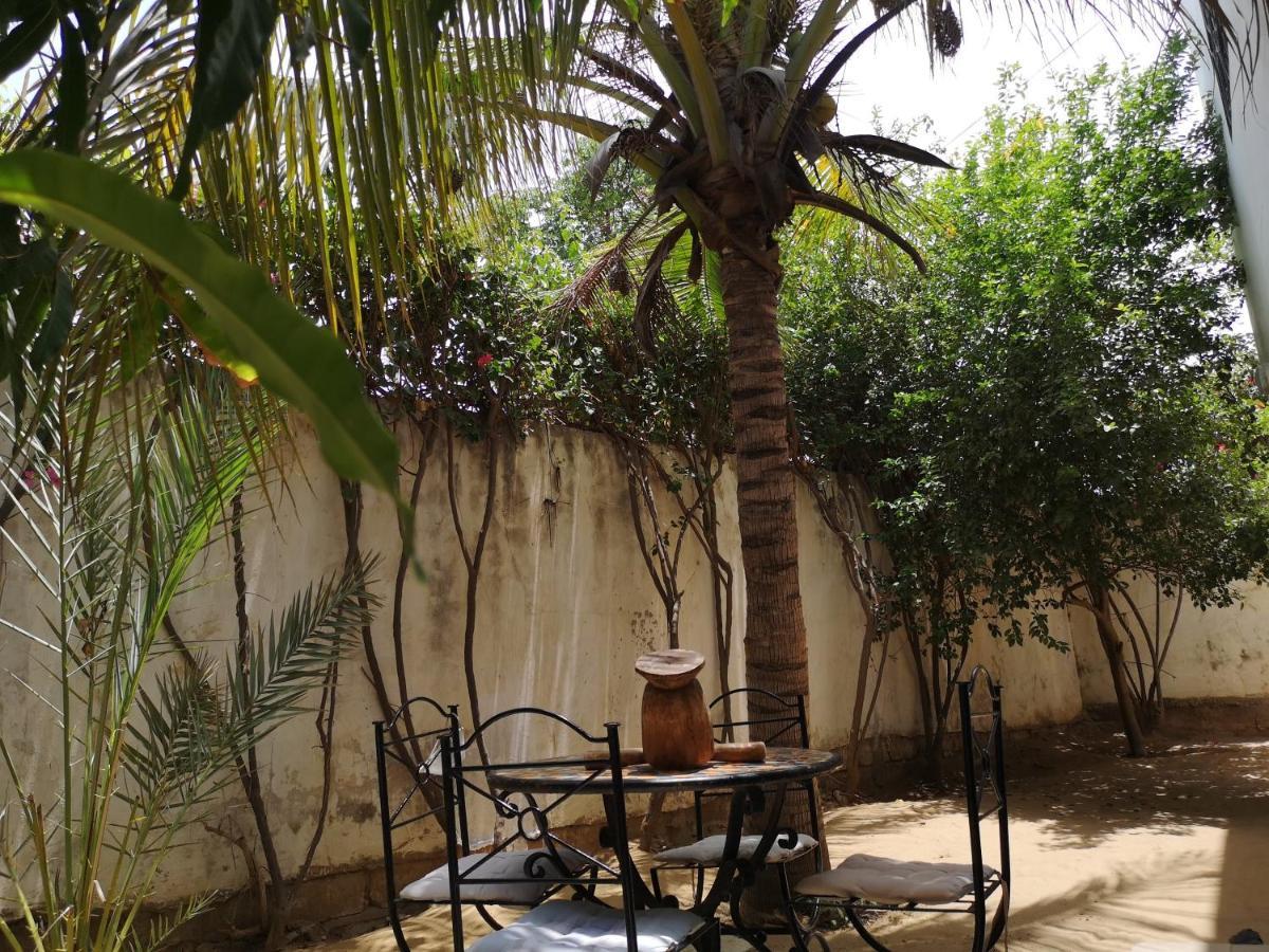 Keur Baboune M'Bour Exteriör bild