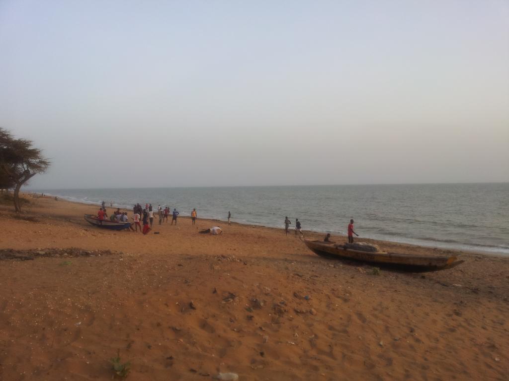 Keur Baboune M'Bour Rum bild